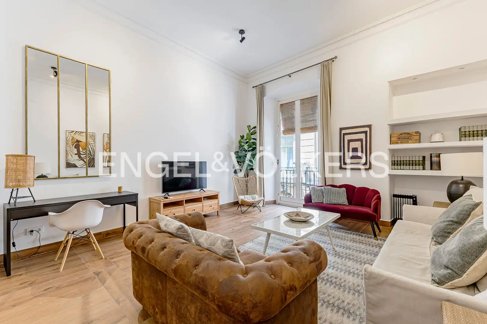 Piso con ascensor en venta en Ciutat Vella