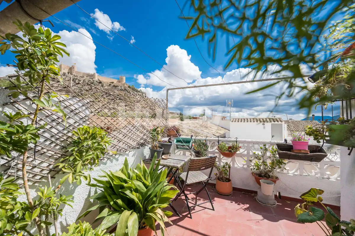 Casa amb terrassa en venda a Carrer Biar, imagen 2
