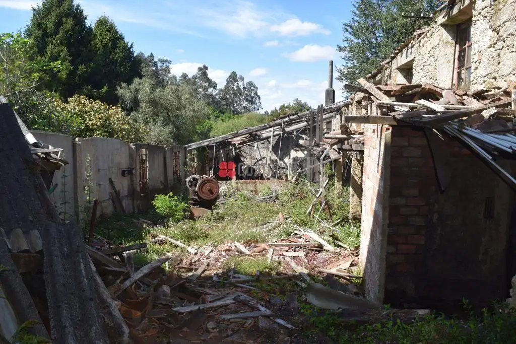 Vista exterior de Casa o xalet en venda en Santiago de Compostela  amb Jardí privat