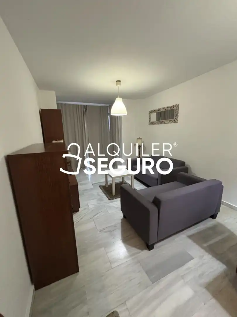 Appartamento con ascensore in affitto a de la Salud, imagen 11