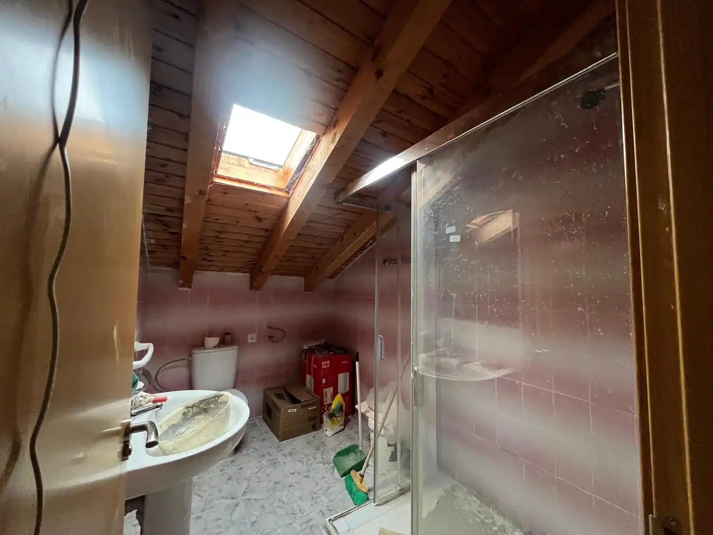 Baño de Finca rústica en venta en Santibáñez del Val con Jardín privado, Parquet y Terraza