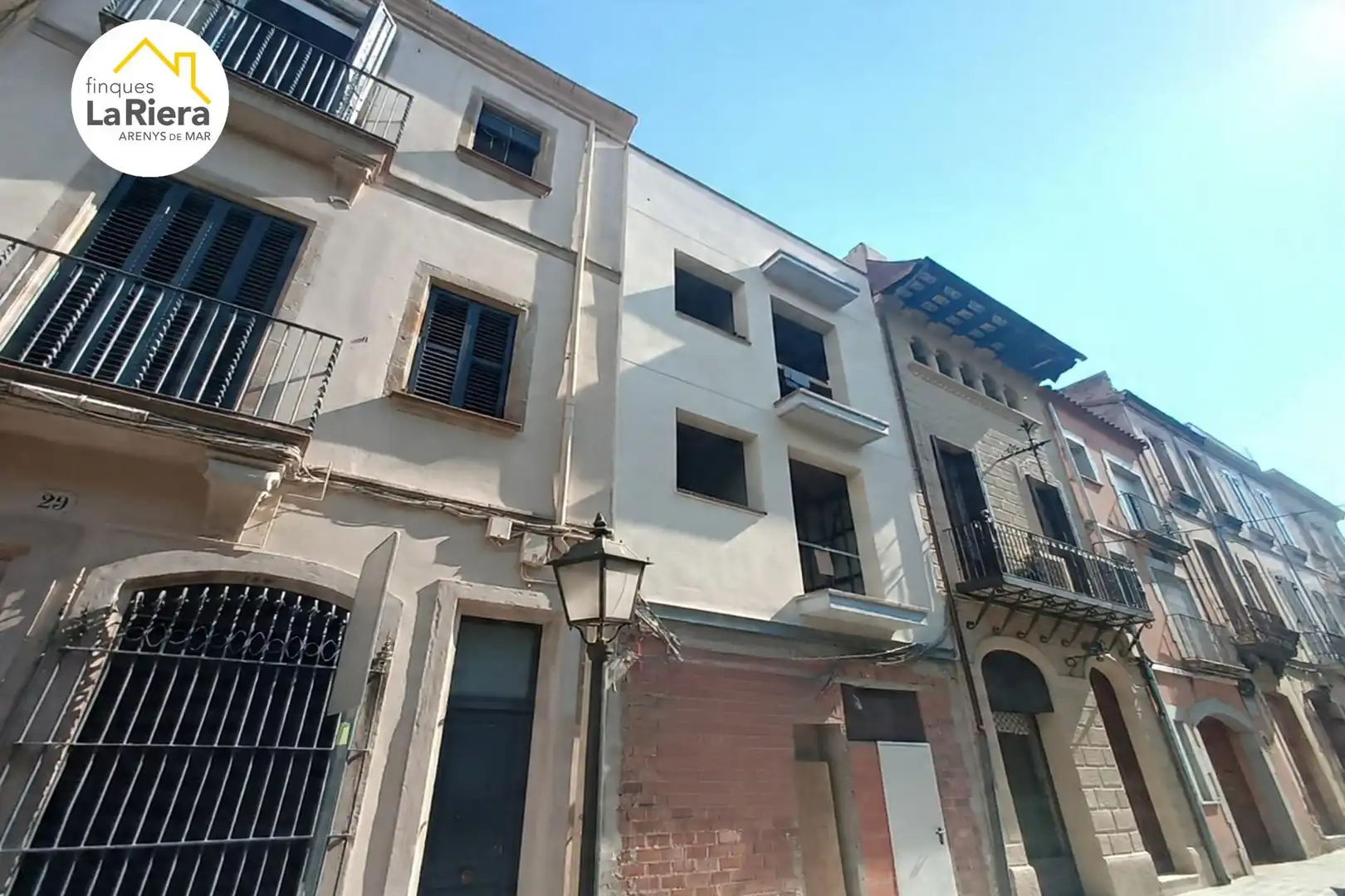 Exterior view of Ground floor for sale in Arenys de Mar  with Heating, Terrace and Balcony