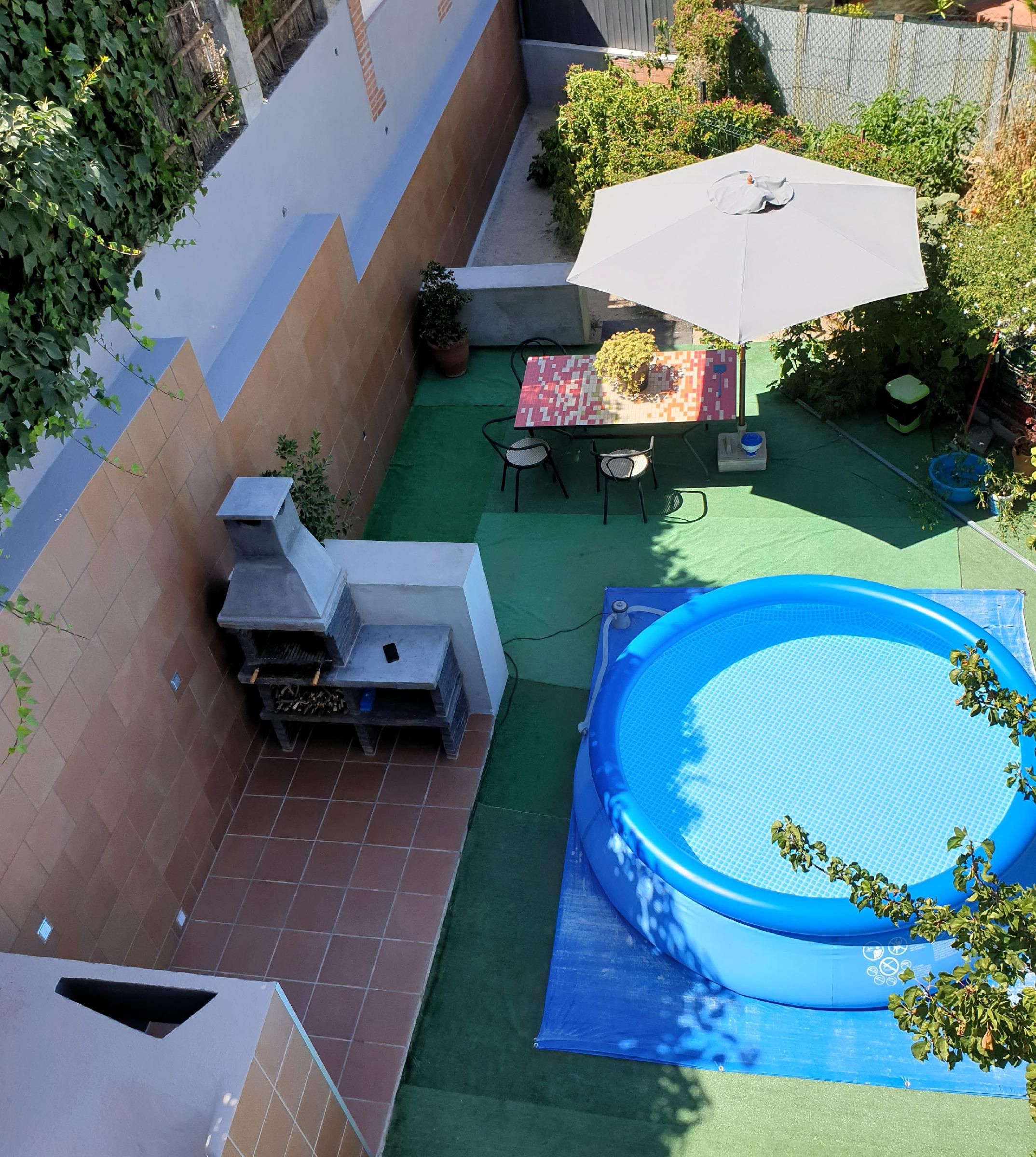 Piscina de Casa o chalet en venta en Abrera con Aire acondicionado, Calefacción y Jardín privado