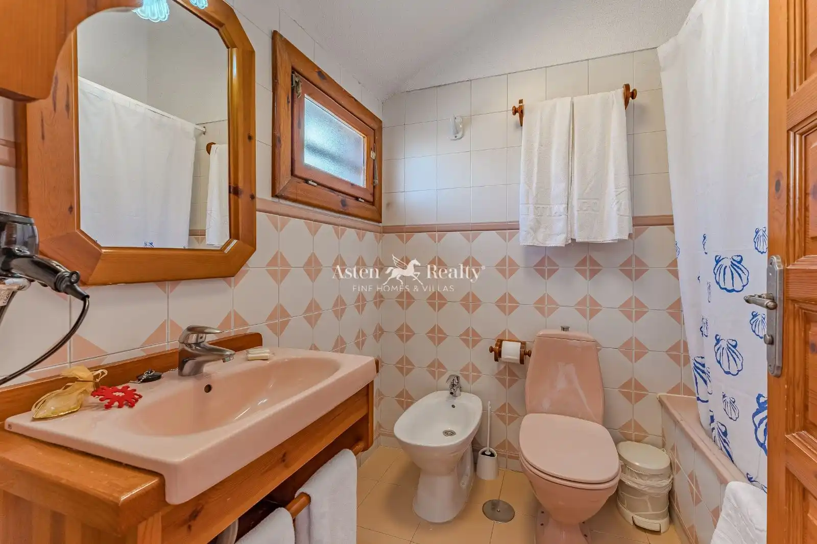 Badezimmer von Maisonette zum Verkauf in Arona mit Terrasse, Schwimmbad und Möbliert