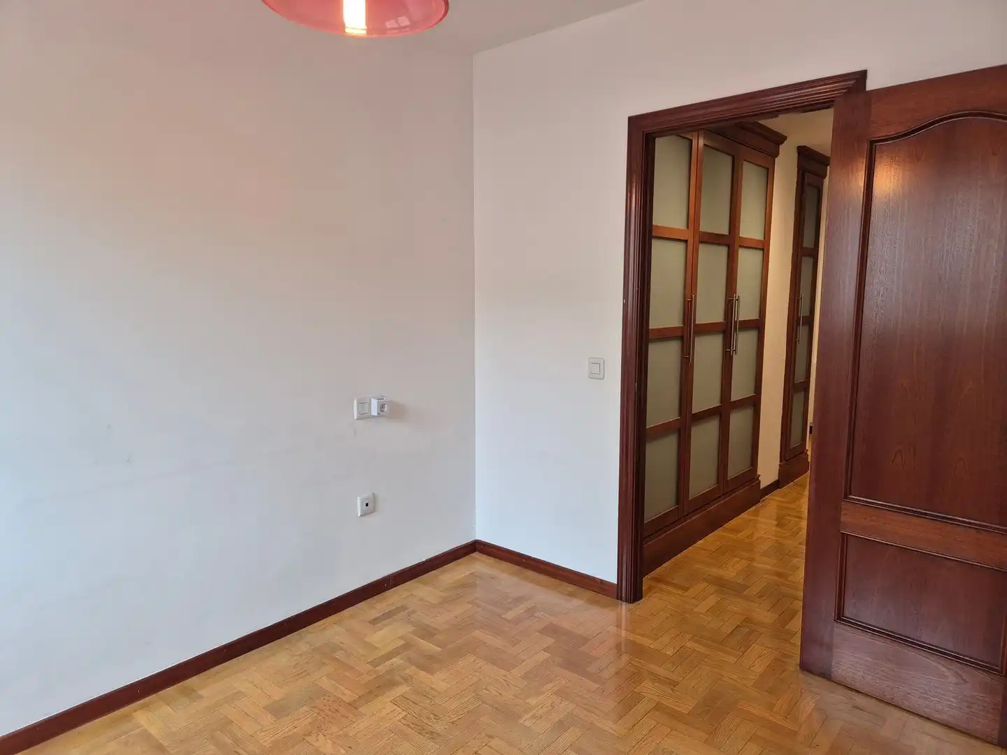 Wohnung zum Verkauf in Gijón  mit Heizung, Abstellraum und Schwimmbad