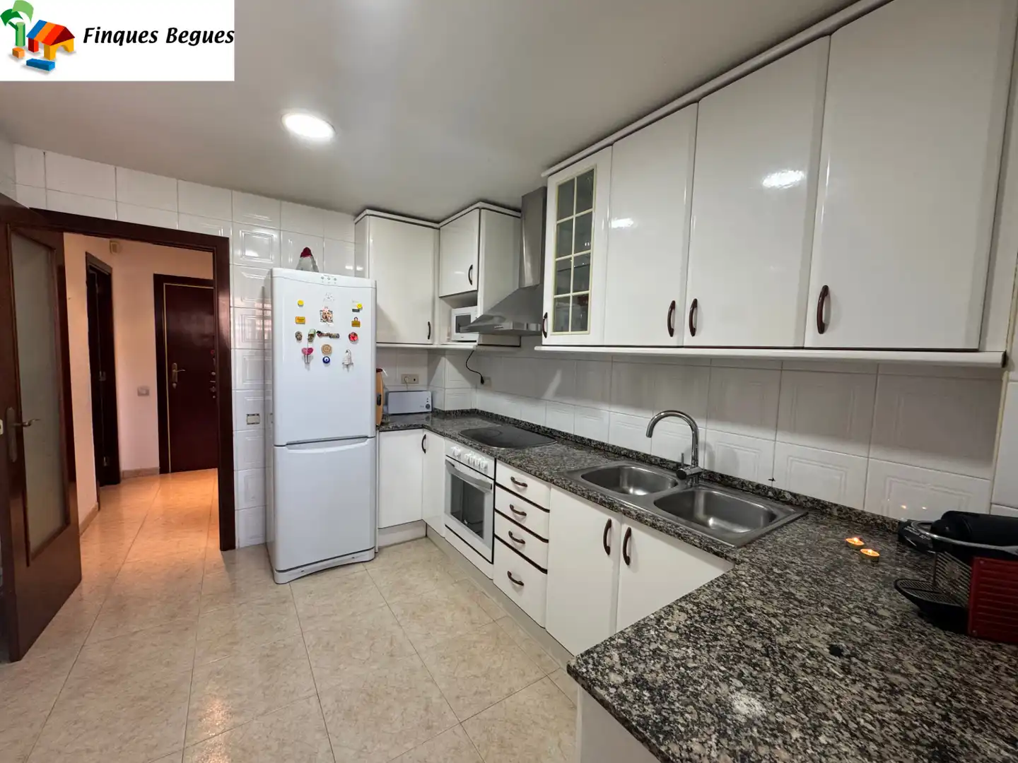 Cocina de Piso en venta en Begues con Calefacción, Terraza y Trastero
