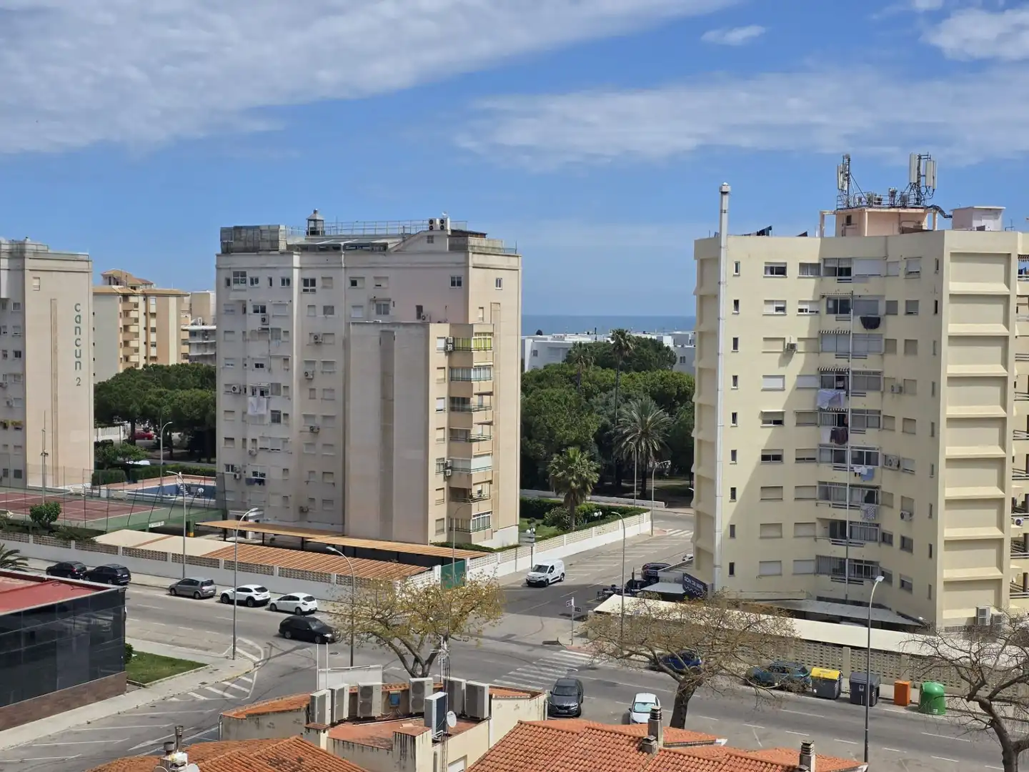 Exterior view of Apartments for sale in Gandia  with Terrace, Storage room and Furnished