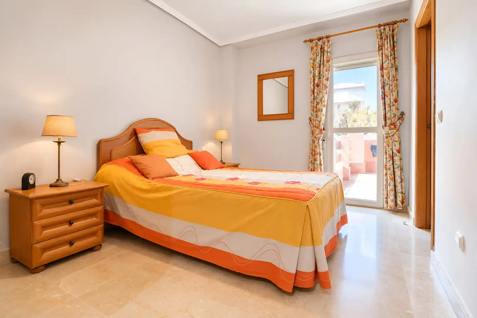 Apartment with terrace for sale in Elviria - Cabopino, imagen 15
