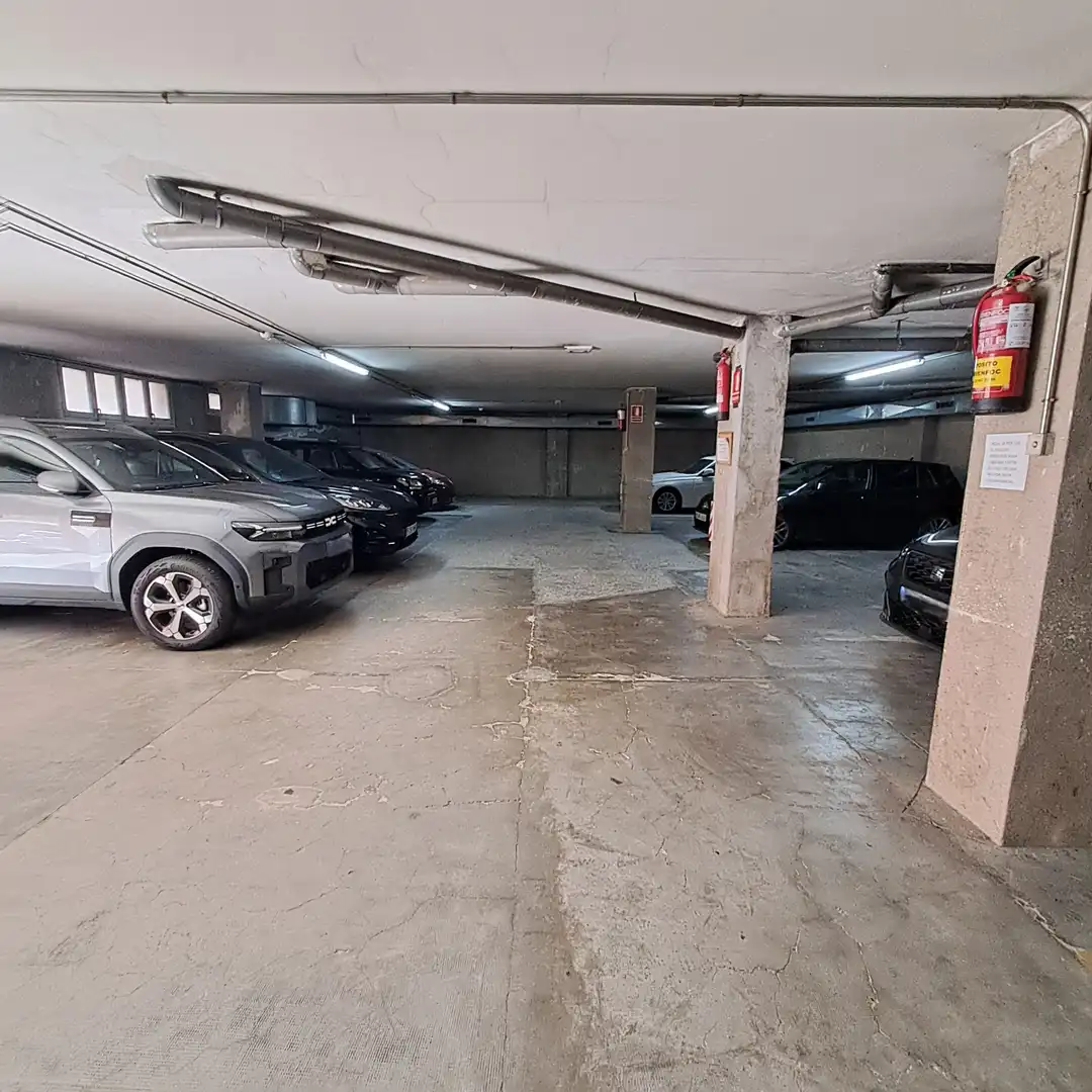Gewerbefläche zum Verkauf in Carrer de Joan Maragall, imagen 4
