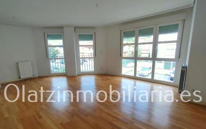 Living room of Flat for sale in Balmaseda  with Terrace and Storage room