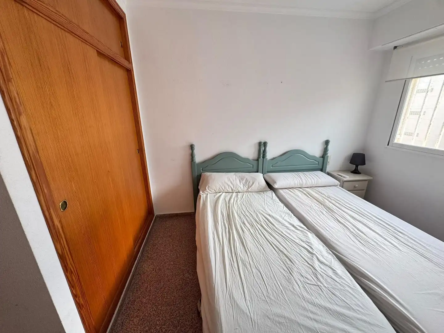 Habitación de Apartamento de alquiler en Elche / Elx con Aire acondicionado, Terraza y Amueblado