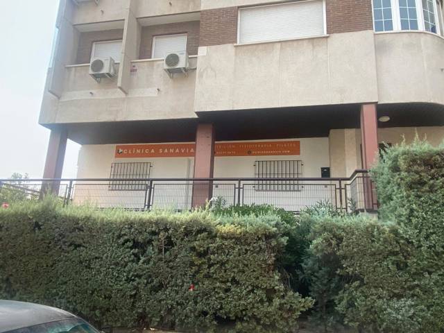 Local comercial en Alquiler en Calle de Puentelarra, 68 en Santa Eugenia