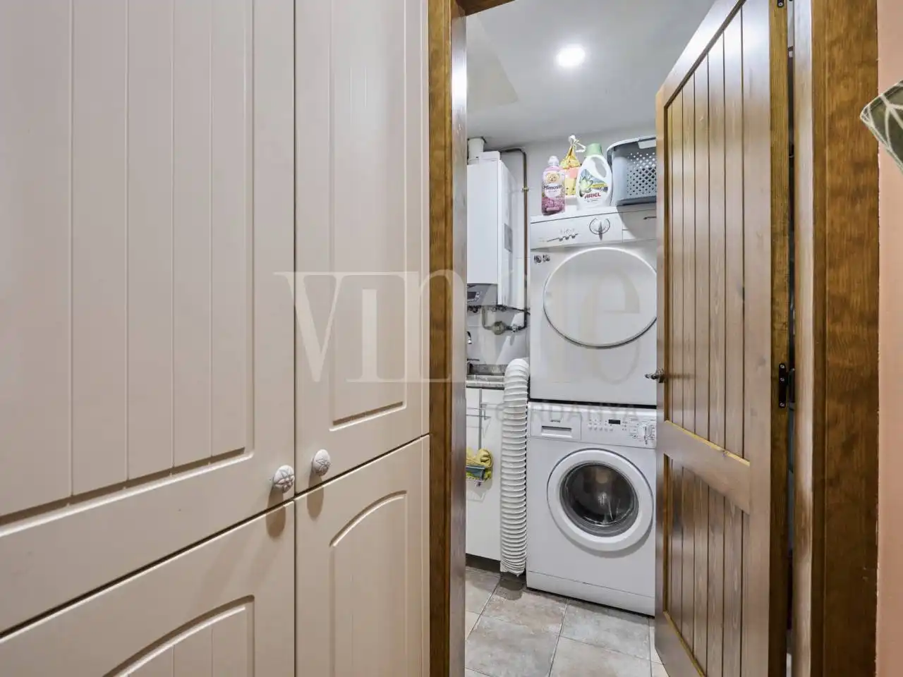 Habitación de Casa adosada en venta en Montellà i Martinet con Calefacción, Parquet y Terraza