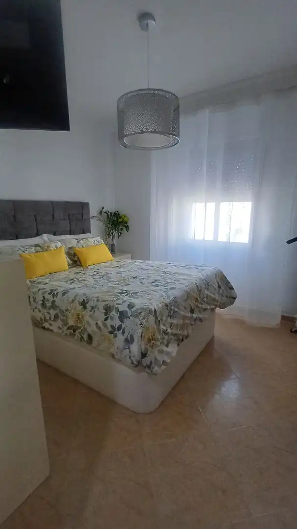 Schlafzimmer von Wohnung zum Verkauf in Huelva mit Klimaanlage