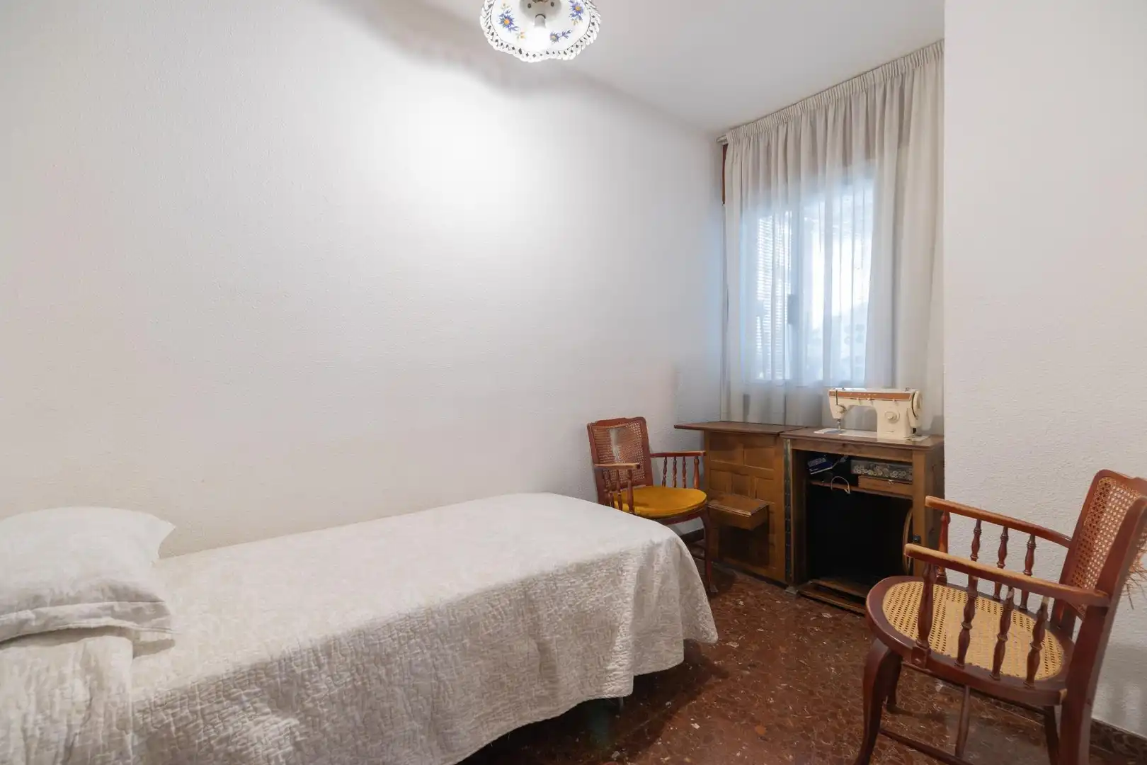 Piso con terraza en venta en Extramurs, imagen 27