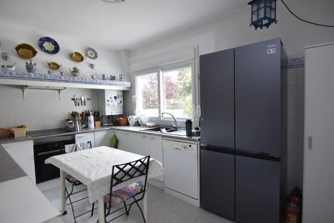 Cocina de Casa o chalet en venta en Villaviciosa de Odón con Aire acondicionado, Calefacción y Jardín privado