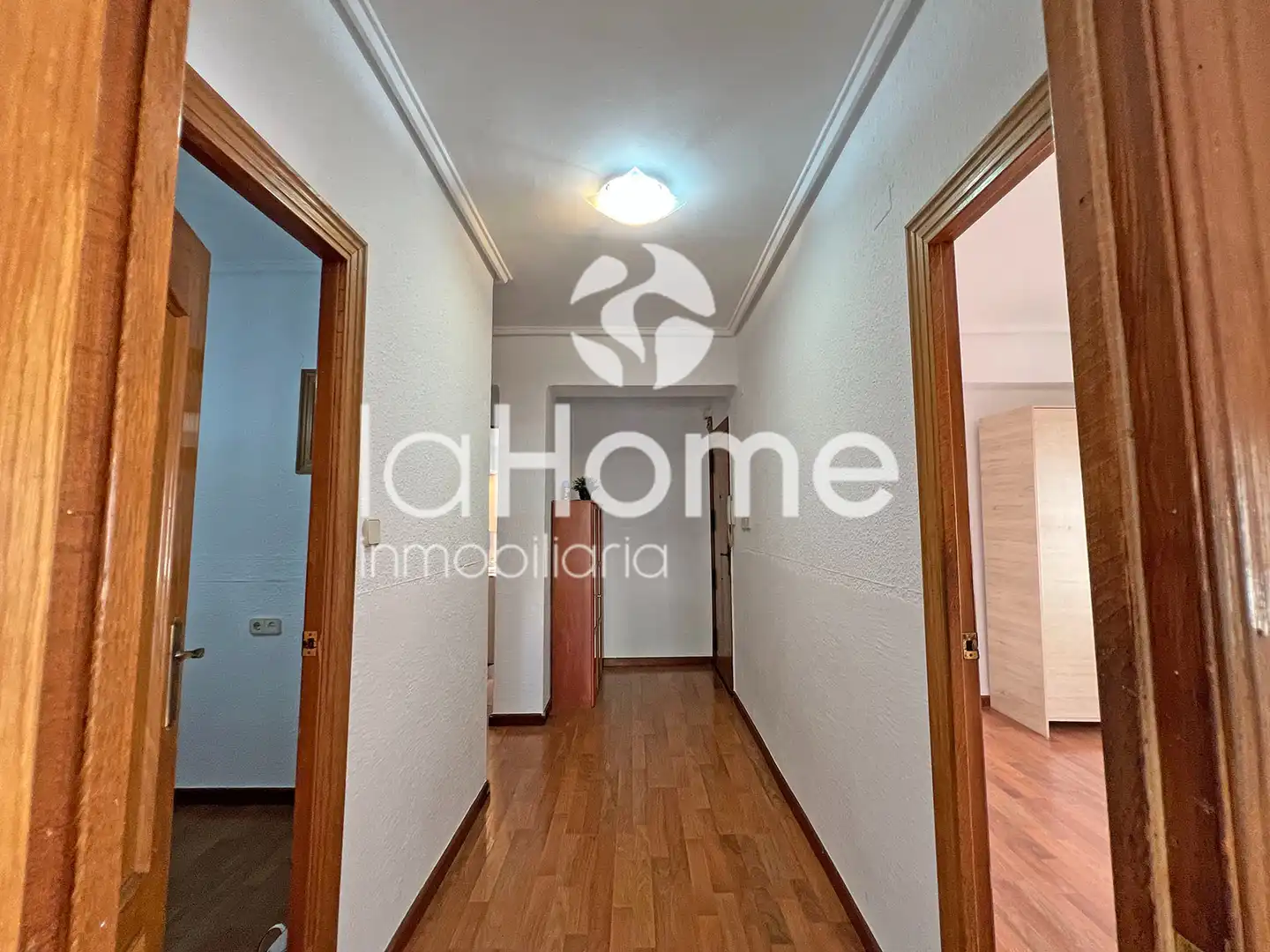 Flat for sale in Paterna  with Parquet flooring, Terrace and Storage room