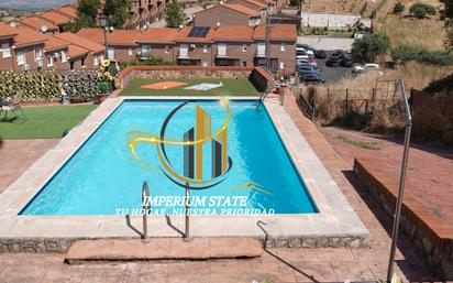 Piscina de Casa o xalet en venda en Méntrida amb Aire condicionat, Calefacció i Jardí privat