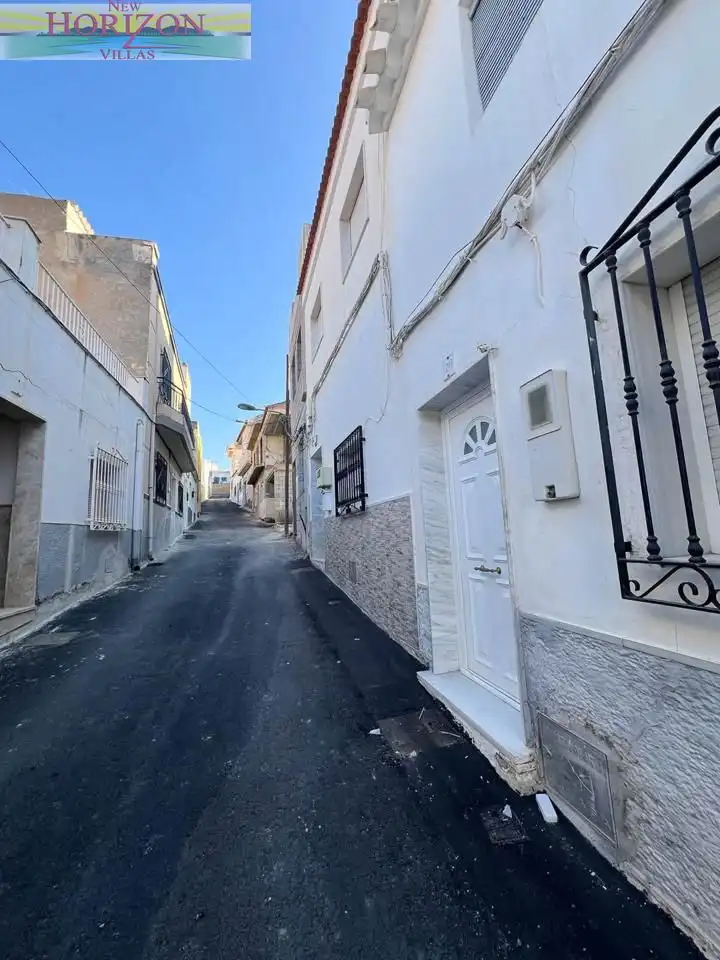 Vista exterior de Casa o chalet en venta en Fines