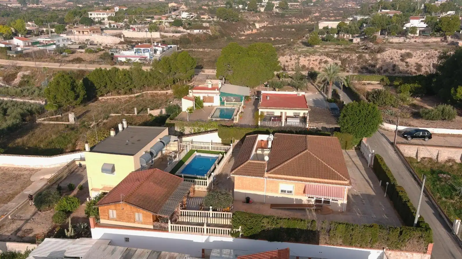 Vista exterior de Casa o xalet en venda en Albatera amb Aire condicionat, Calefacció i Jardí privat