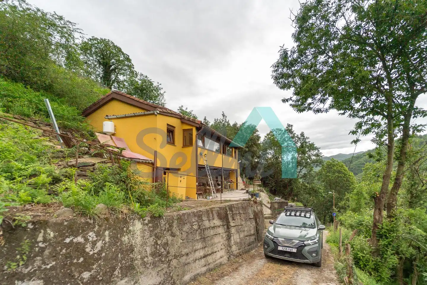 Exterior view of Houses for rent in Mieres (Asturias)  with Heating, Private garden and Parquet flooring
