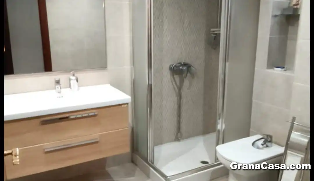 Flat with terrace for sale in Camino de Ronda, imagen 2