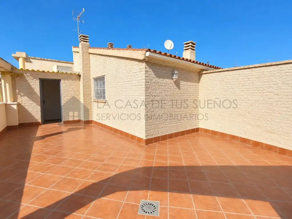 Terrassa de Casa adosada en venda en San Crispín - Huerta Nueva-Estación  
