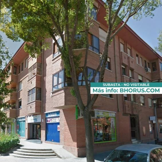 Exterior view of Flat for sale in Tres Cantos  with Private garden and Swimming Pool