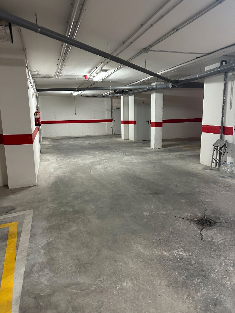Parking of Garage to rent in  Granada Capital