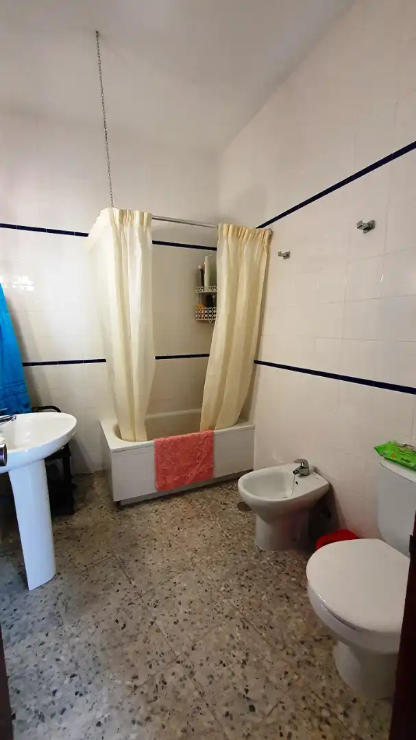 Bathroom of Houses for sale in Aroche  with Terrace, Storage room and Balcony