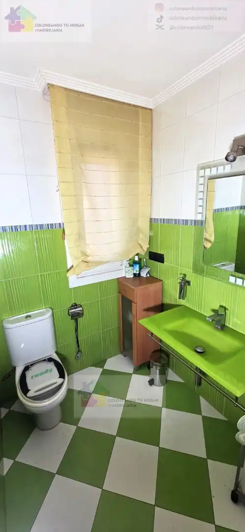 Bathroom of Houses for sale in Sariegos  with Air Conditioner, Heating and Private garden
