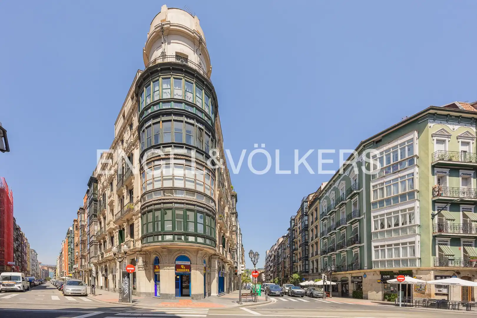 Vista exterior de Pis en venda en Bilbao  amb Calefacció i Balcó