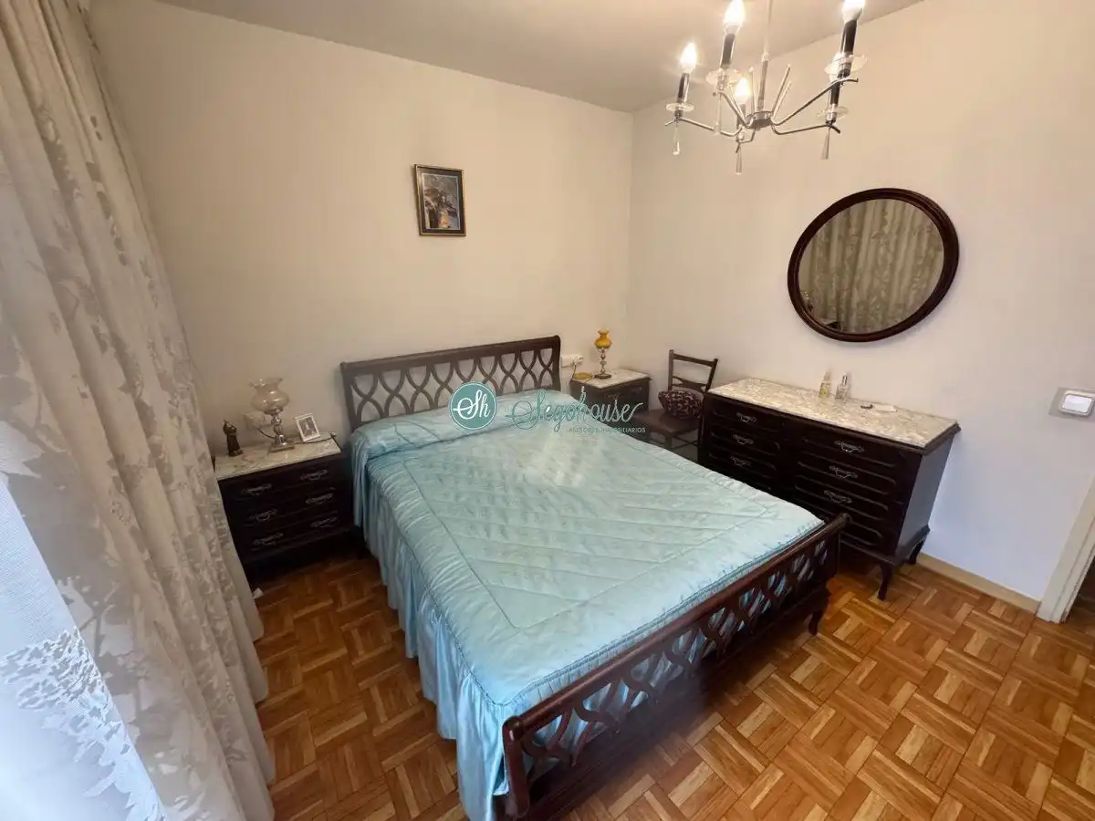 Bedroom of Flat for sale in Segovia  with Heating, Storage room and Balcony