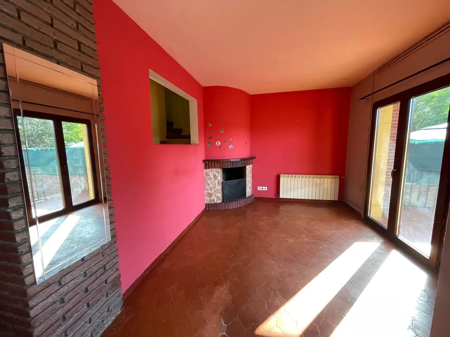 Sala de estar de Casa o chalet en venta en Santa Cristina d'Aro con Calefacción, Terraza y Horno
