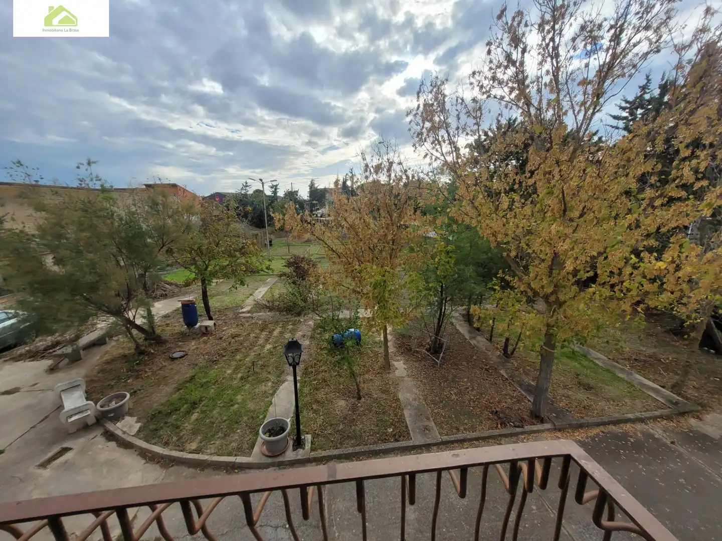 Casa rústica amb jardí en venda a Morales del Vino, imagen 12