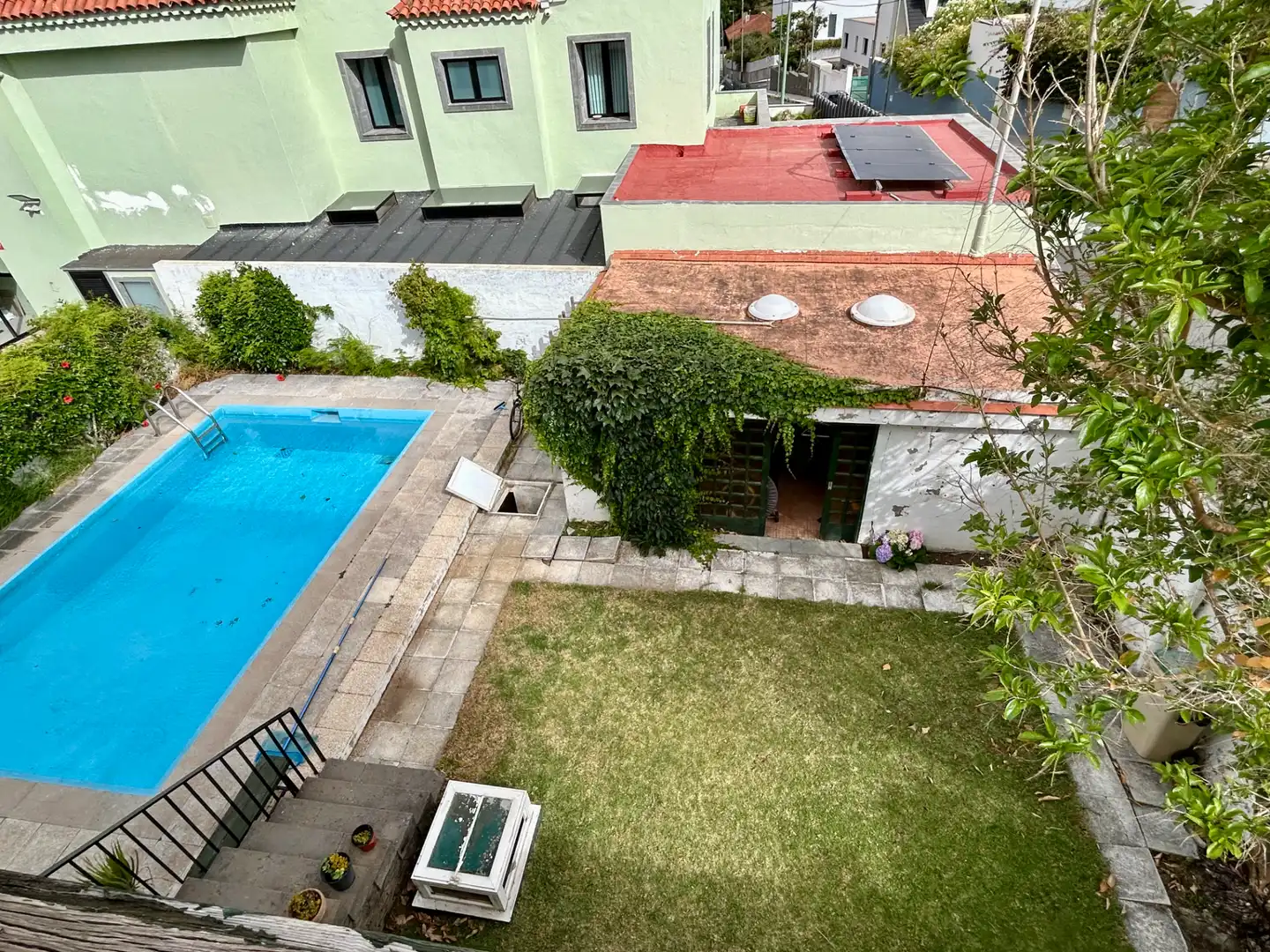 Piscina de Casa o xalet en venda en Las Palmas de Gran Canaria amb Calefacció, Jardí privat i Parquet