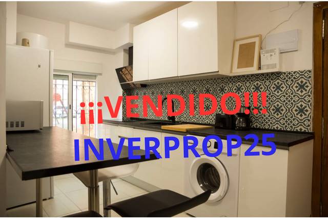 Piso en Venta en Carrer del Poeta Andrés Cabrelles en L'Illa Perduda