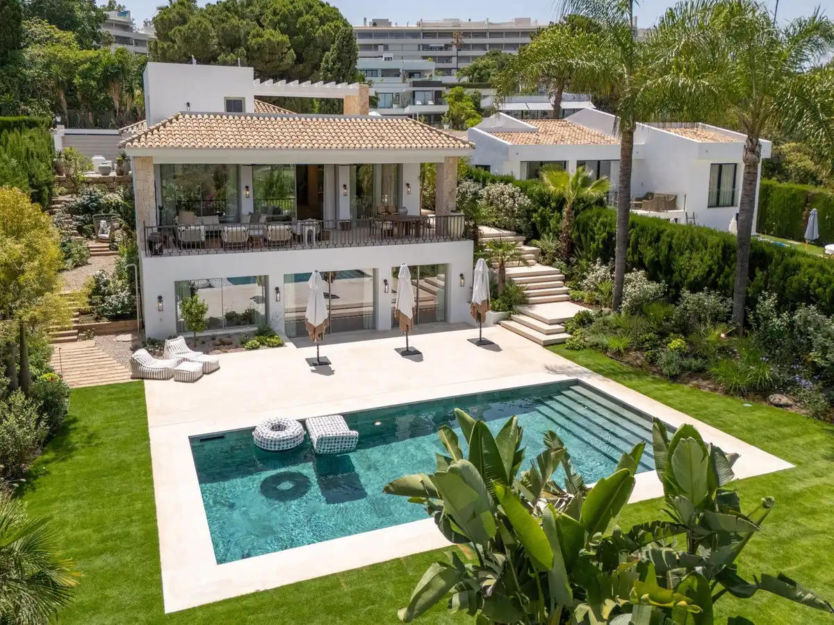 Detached house with pool for sale in Nueva Andalucía, imagen 11