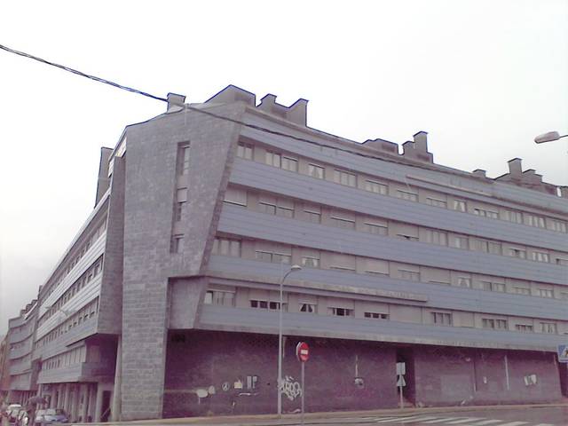 Local comercial en Venta en La Felguera