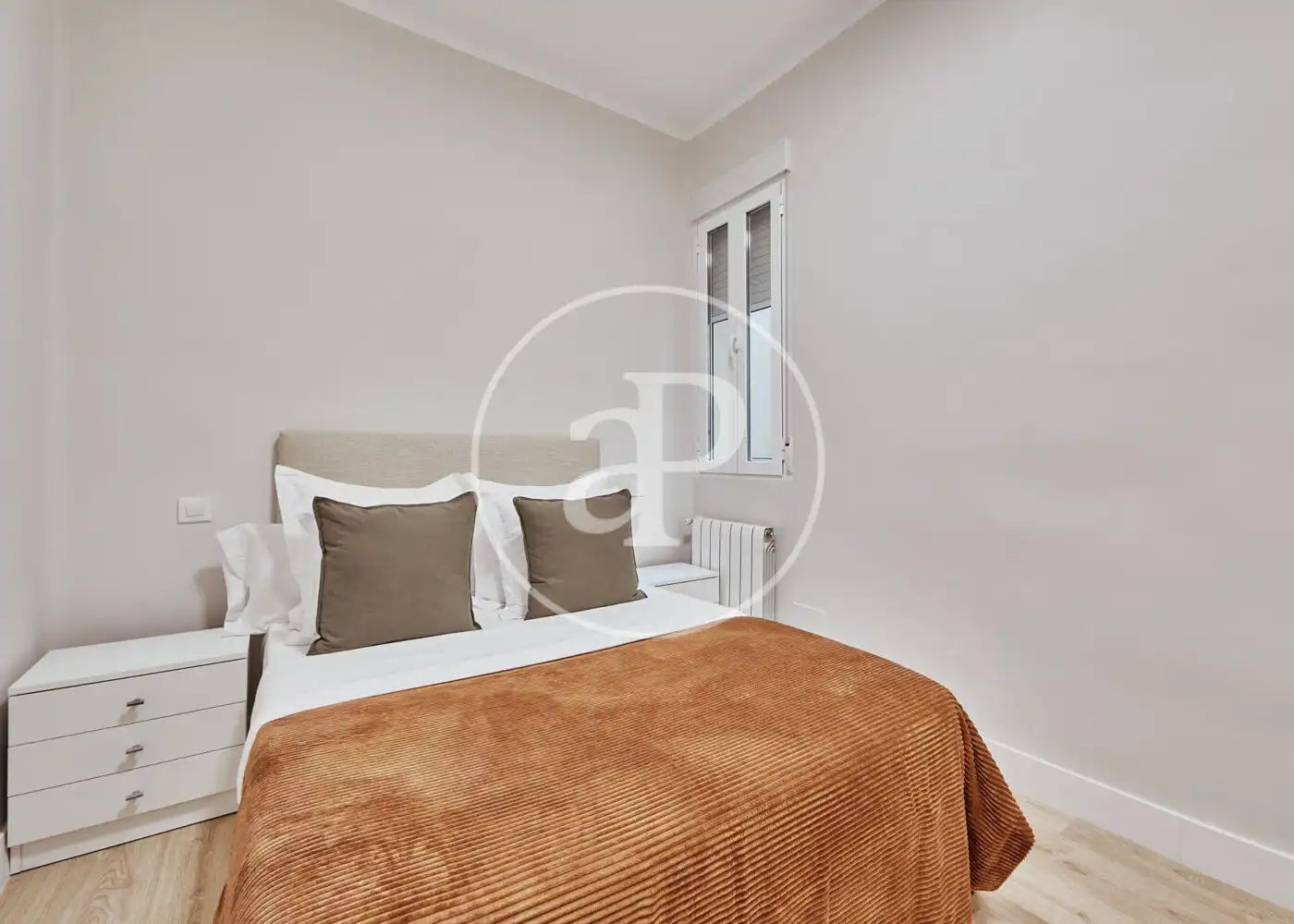 Bedroom of Flat for sale in Madrid  with Air Conditioner, Heating and Furnished