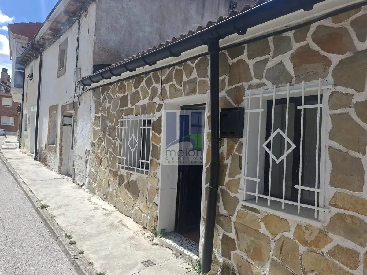 Detached house for sale in CORTES