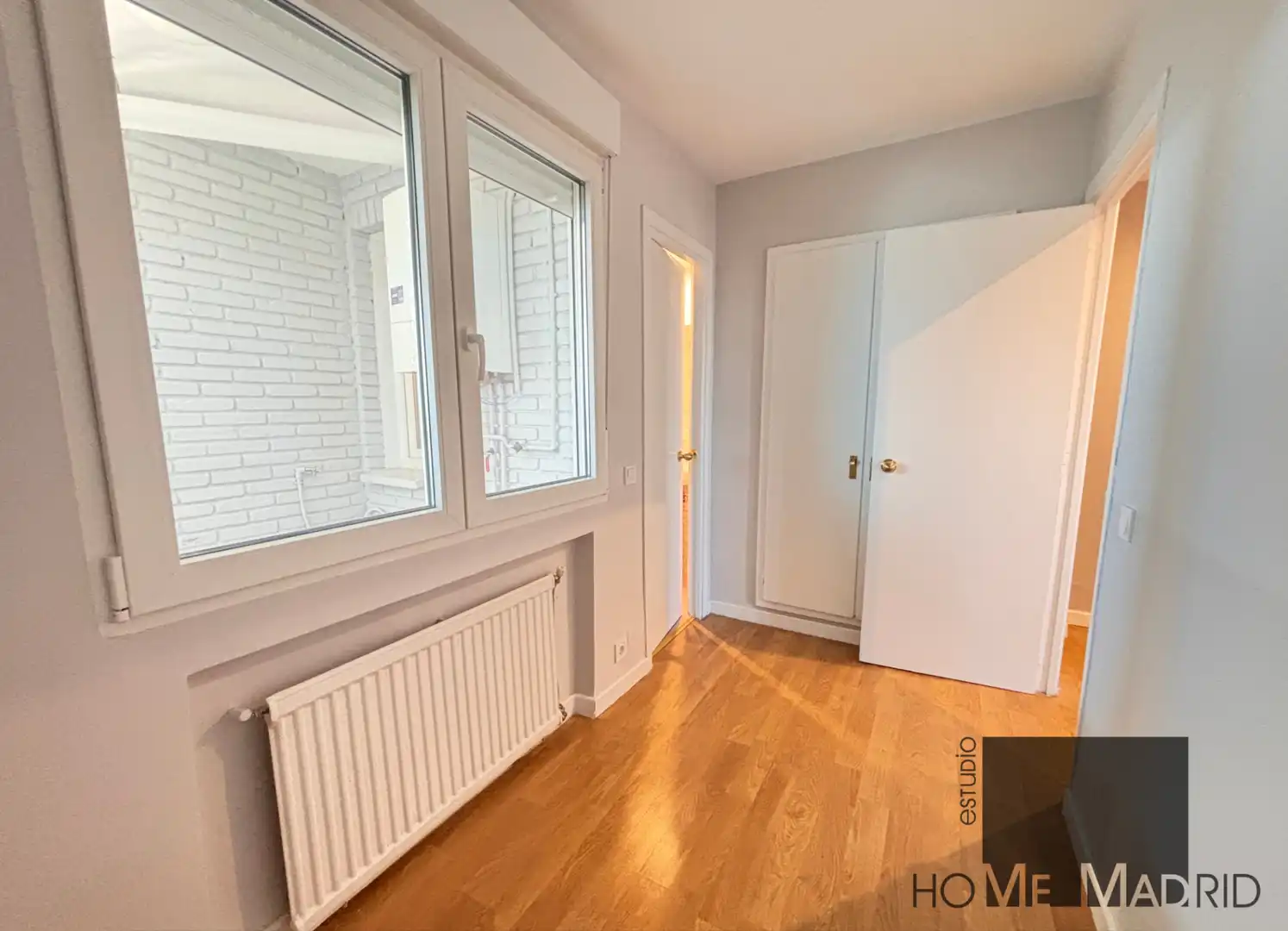 Bedroom of Flat for rent in Madrid  with Air Conditioner, Heating and Terrace