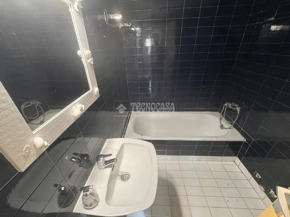 Baño de Piso en venta en Vilassar de Mar con Terraza y Piscina comunitaria