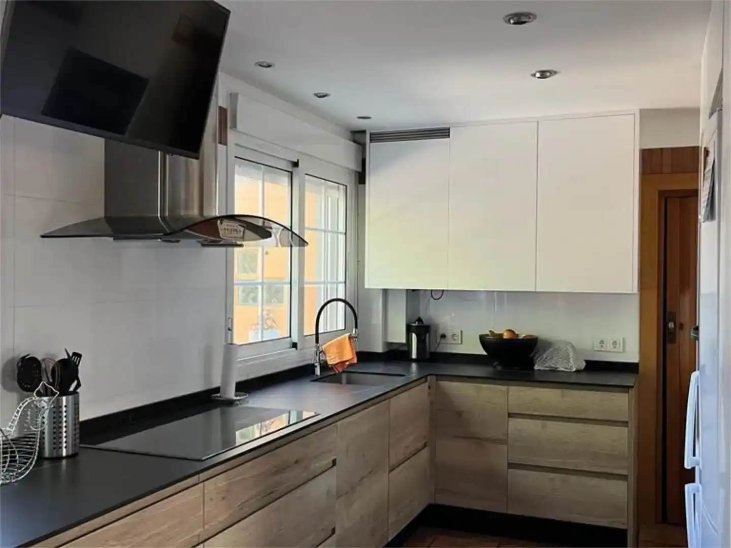 Cocina de Casa o chalet en venta en  Zaragoza Capital con Piscina y Balcón