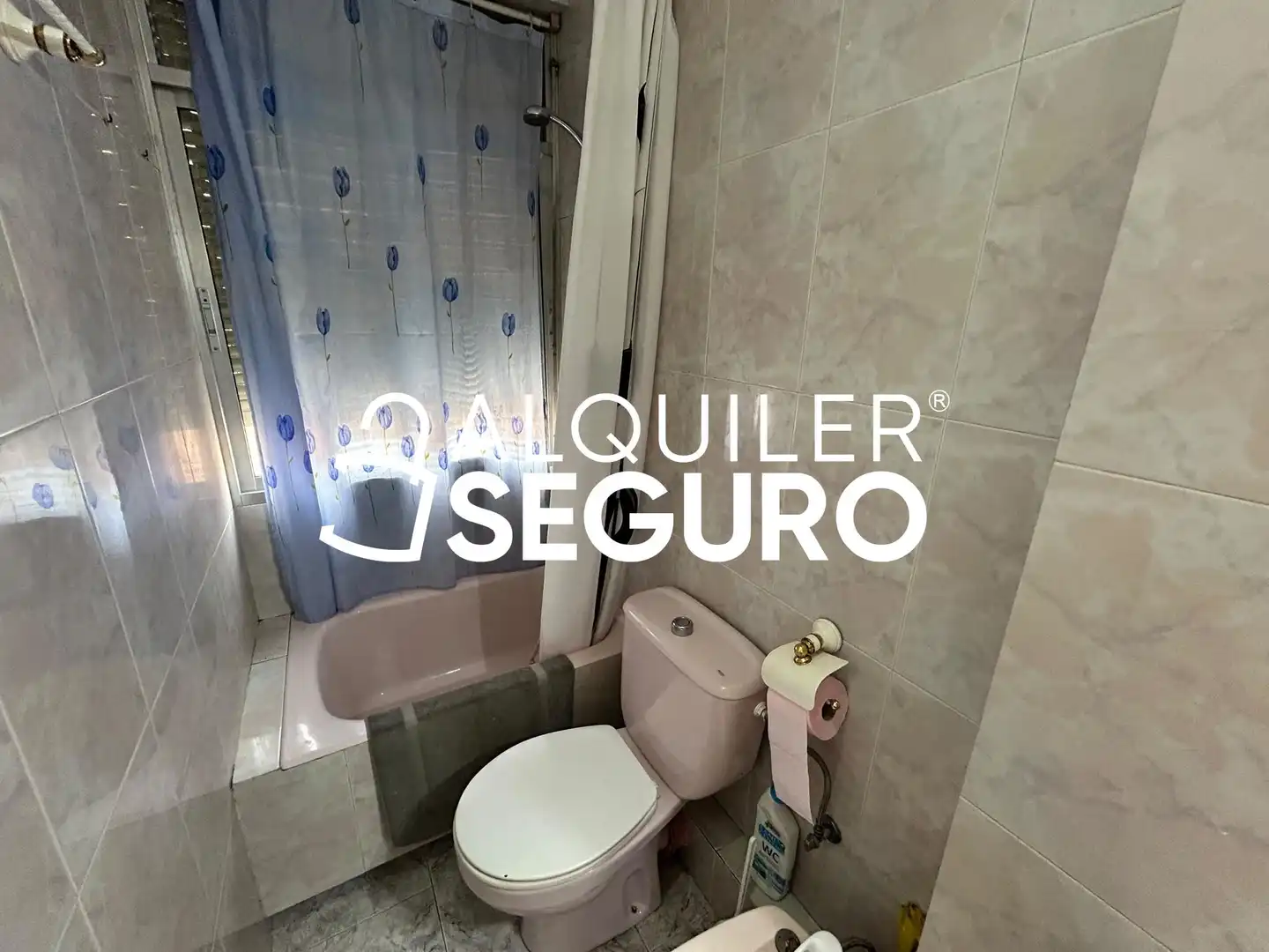 Bathroom of Flat for rent in Puente de Vallecas