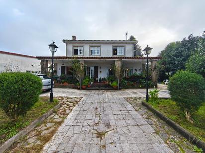 Vista exterior de Casa o xalet en venda en Ames amb Calefacció, Terrassa i Traster