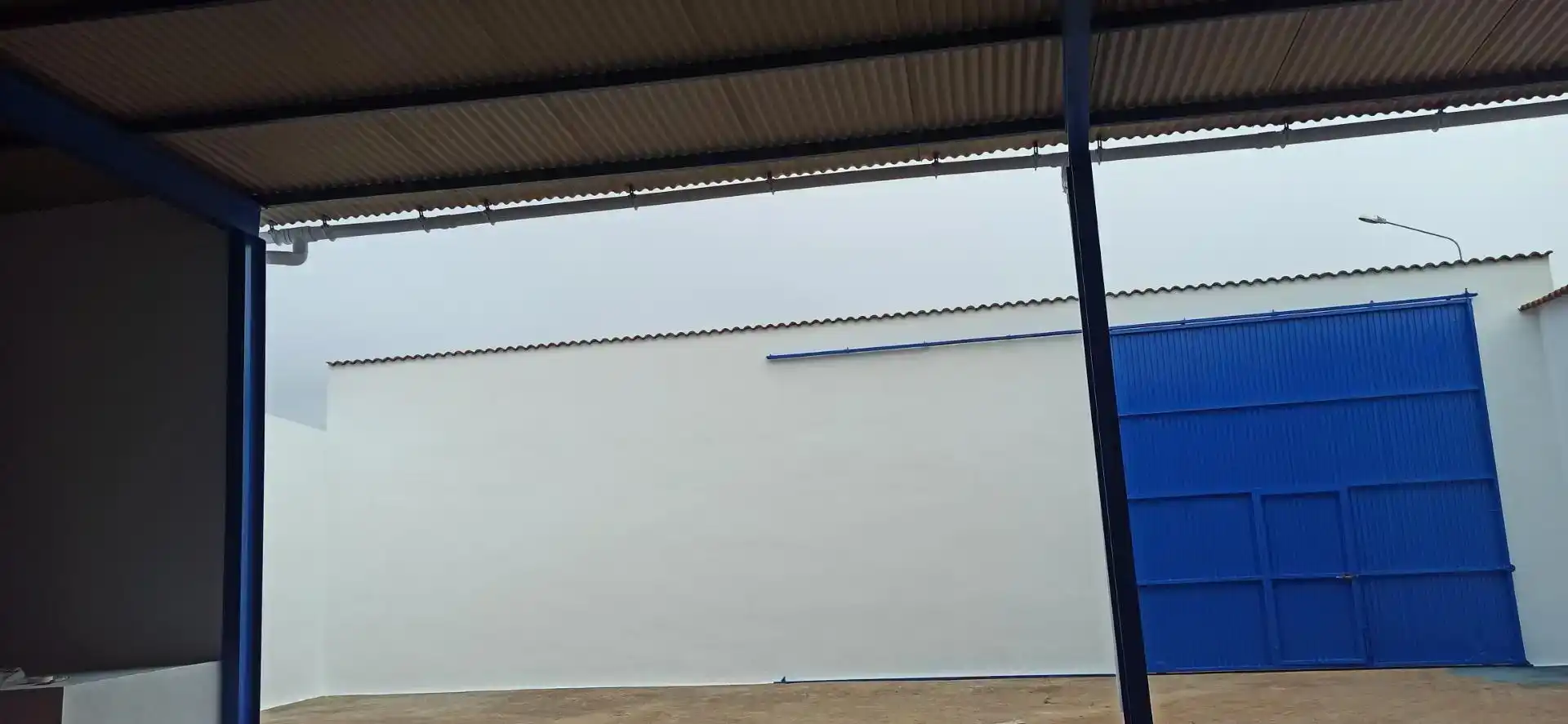 Außenansicht von Garage zur Miete in Guareña