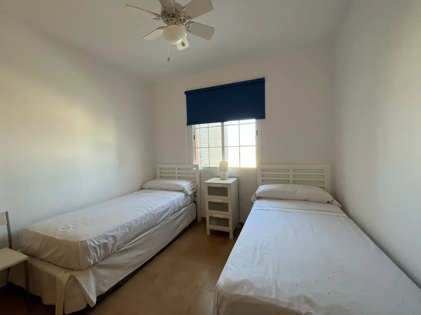 Habitación de Casa adosada en venta en Vélez-Málaga con Aire acondicionado, Calefacción y Jardín privado