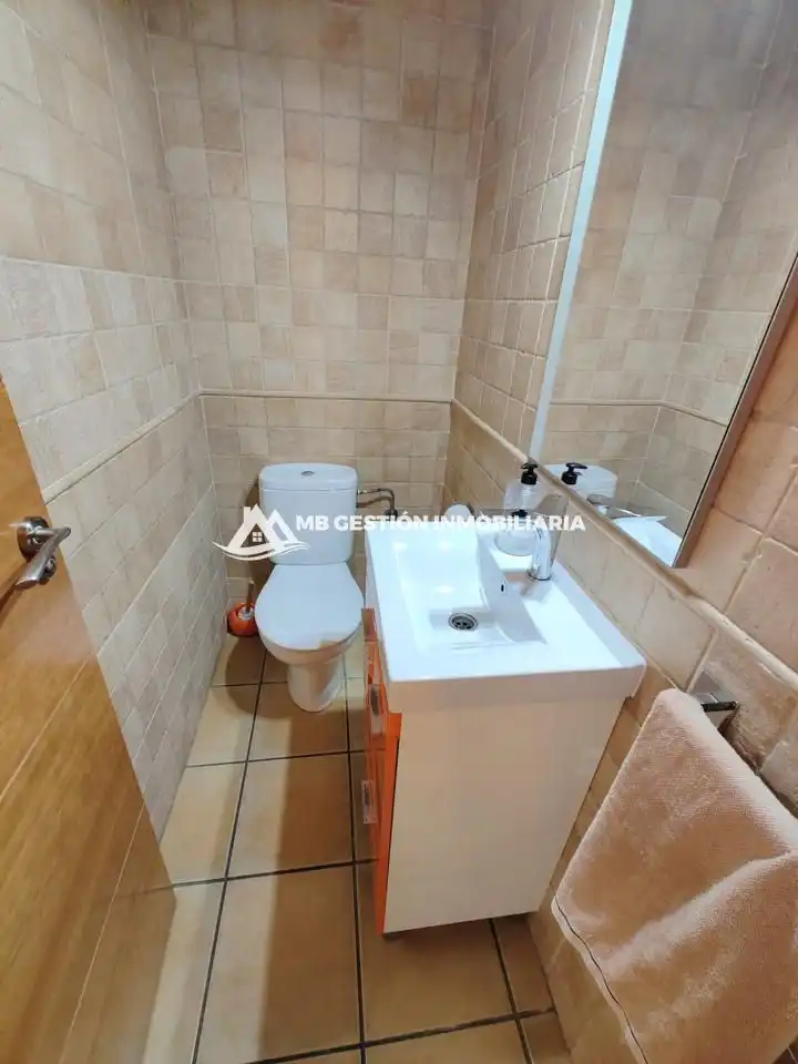 Badezimmer von Maisonette zum Verkauf in Fuenlabrada mit Klimaanlage, Heizung und Terrasse
