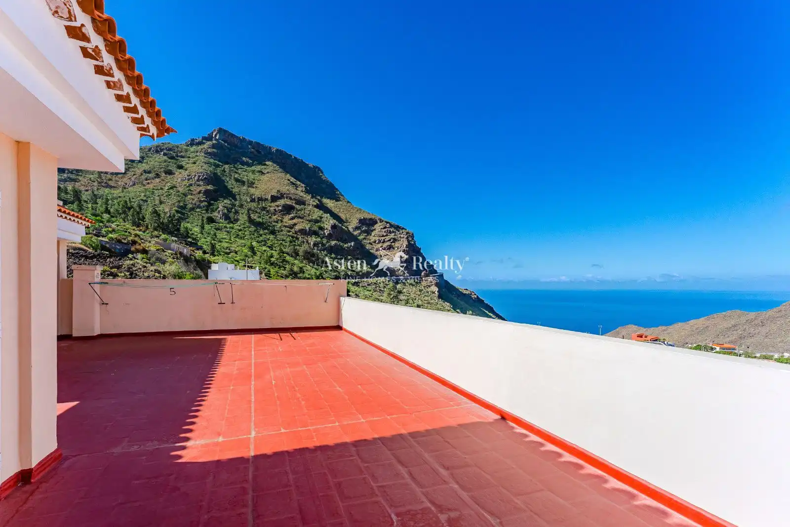 Terrassa de Apartament en venda en Santiago del Teide amb Terrassa, Traster i Moblat